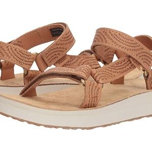 Teva Midform Universal Geometric Sandals
